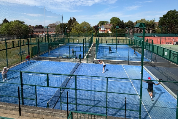 Padel book a court